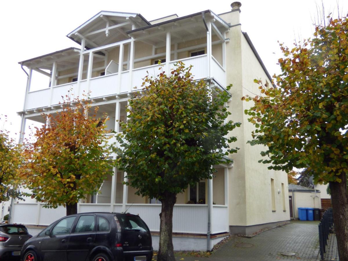 Villa-Loni-Ferienwohnung-7 Sellin  Extérieur photo